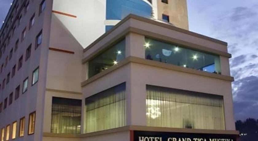 Grand Tiga Mustika Hotel Balikpapan  Exterior foto